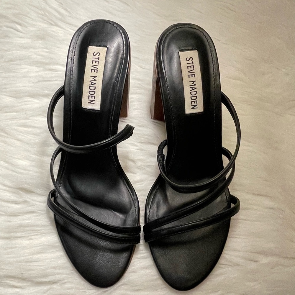 Steve Madden sandals size 7 color black - Picture 3 of 7